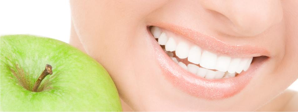 Post image for Your Teeth Questions Answered:  The Best Whitening Product, Foods That Cause Discoloration, and What Your Teeth Reveal About Your Health