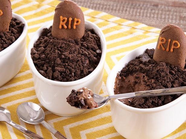 Post image for This Halloween, Bake a Ghoulish Treat– Chocolate Pudding Graveyards