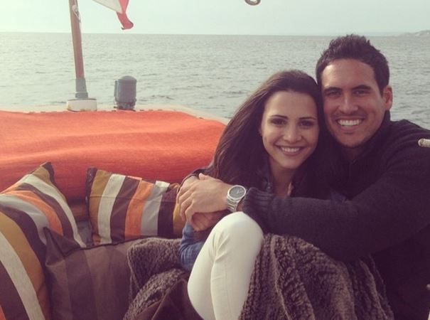 Post image for Surprise!  Andi Dorfman Chooses Josh Murray on Bachelorette Finale — Nick Viall’s Awkward Reaction