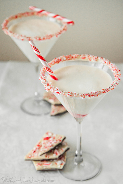 Post image for White Chocolate Peppermint Bark Martini