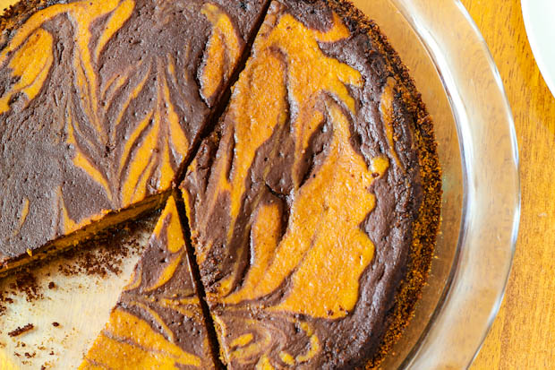 Post image for A Thanksgiving Dessert:  Nutella Swirled Pumpkin Pie