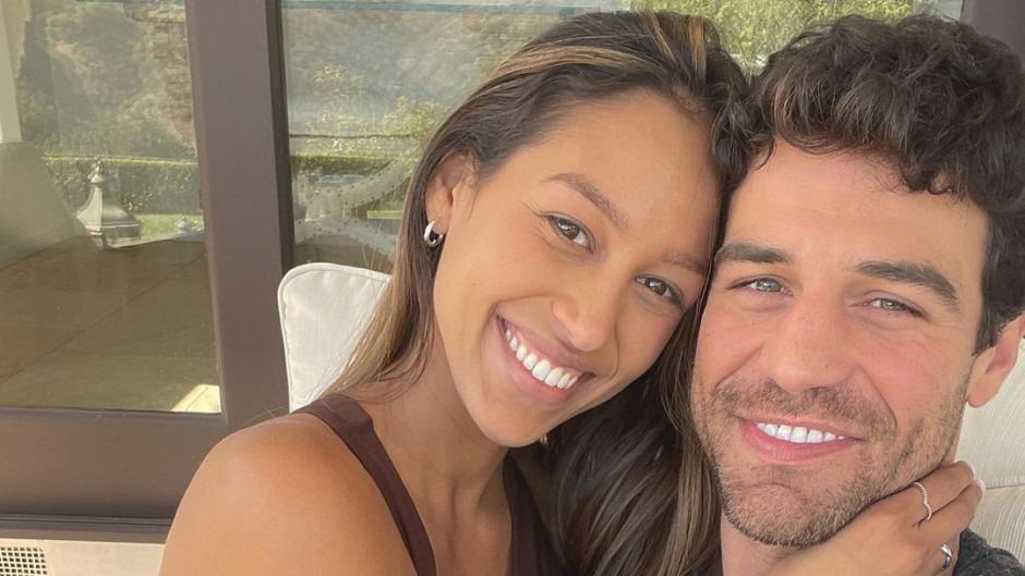 Post image for “Bachelor in Paradise’s” Serena Pitt said Introducing her Fiancé Joe Amabile to Her Family was a “Little Bizarre”