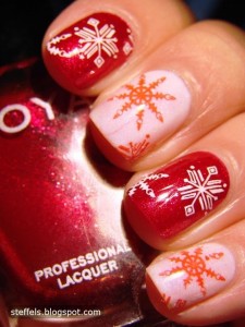 Sing We Joyous All Together for Holiday Nail Trends